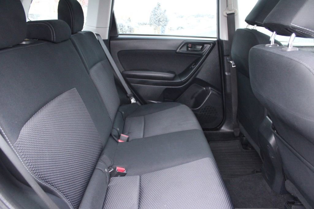 Used 2018 Subaru Forester 2.5i w/ Alloy Wheel Package image 22