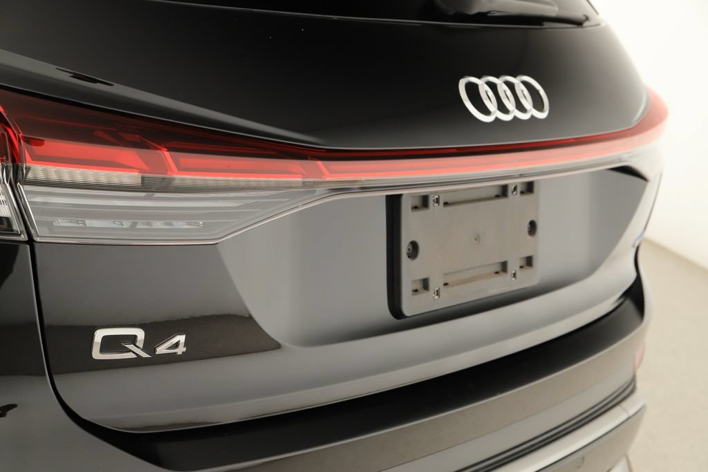 Certified 2024 Audi Q4 e-tron Premium Plus AWD/4WD image 31