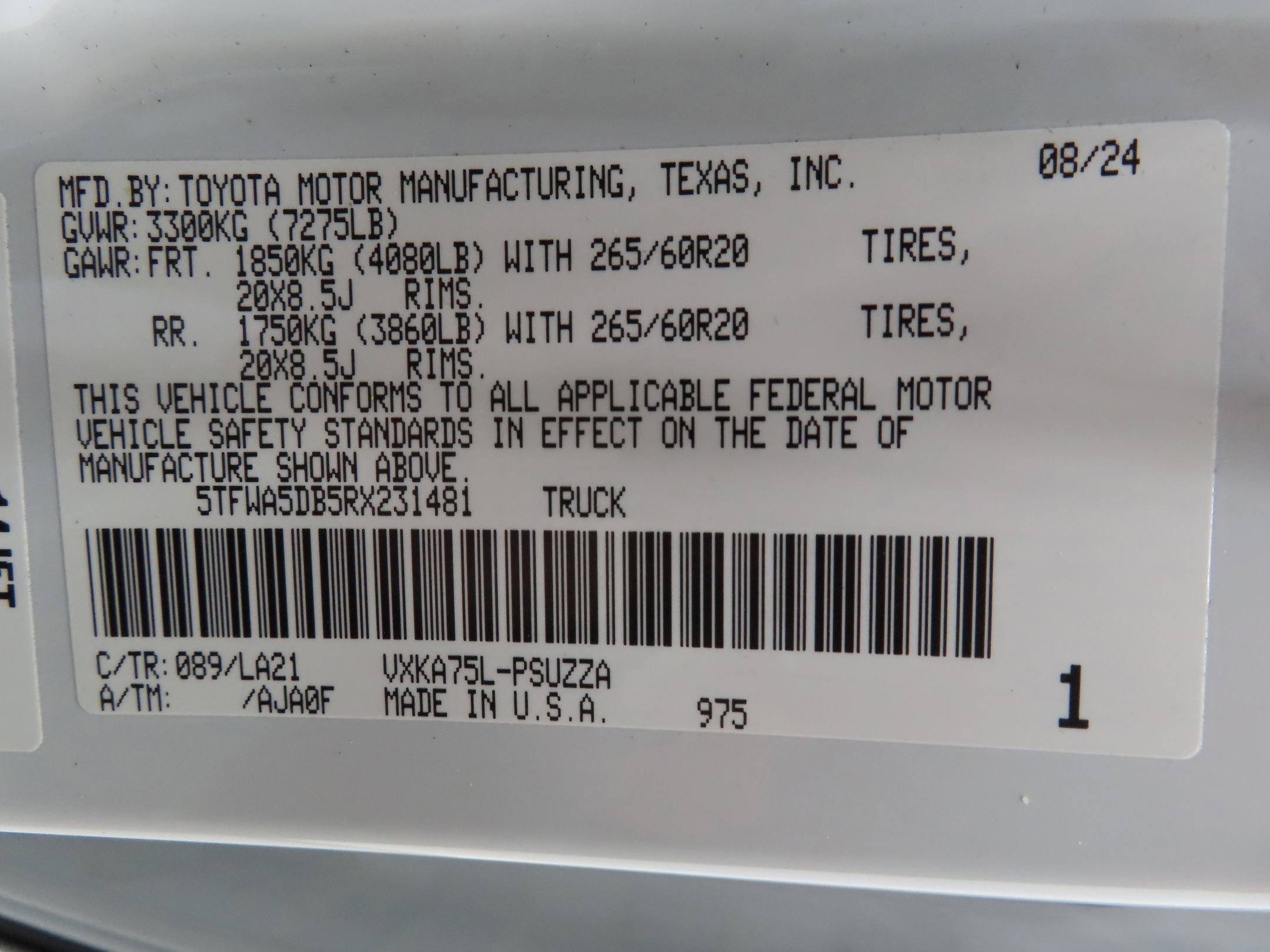 Used 2024 Toyota Tundra Platinum w/ TRD Off-Road Package image 28