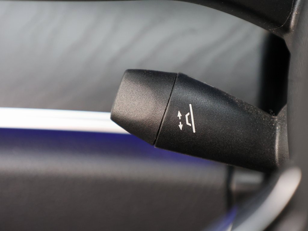 Used 2023 Mercedes-Benz E 450 Cabriolet image 39