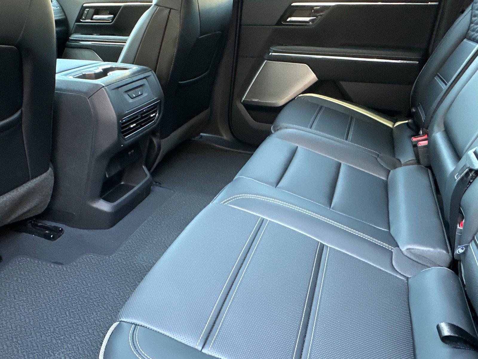 New 2025 GMC Sierra EV Denali image 12