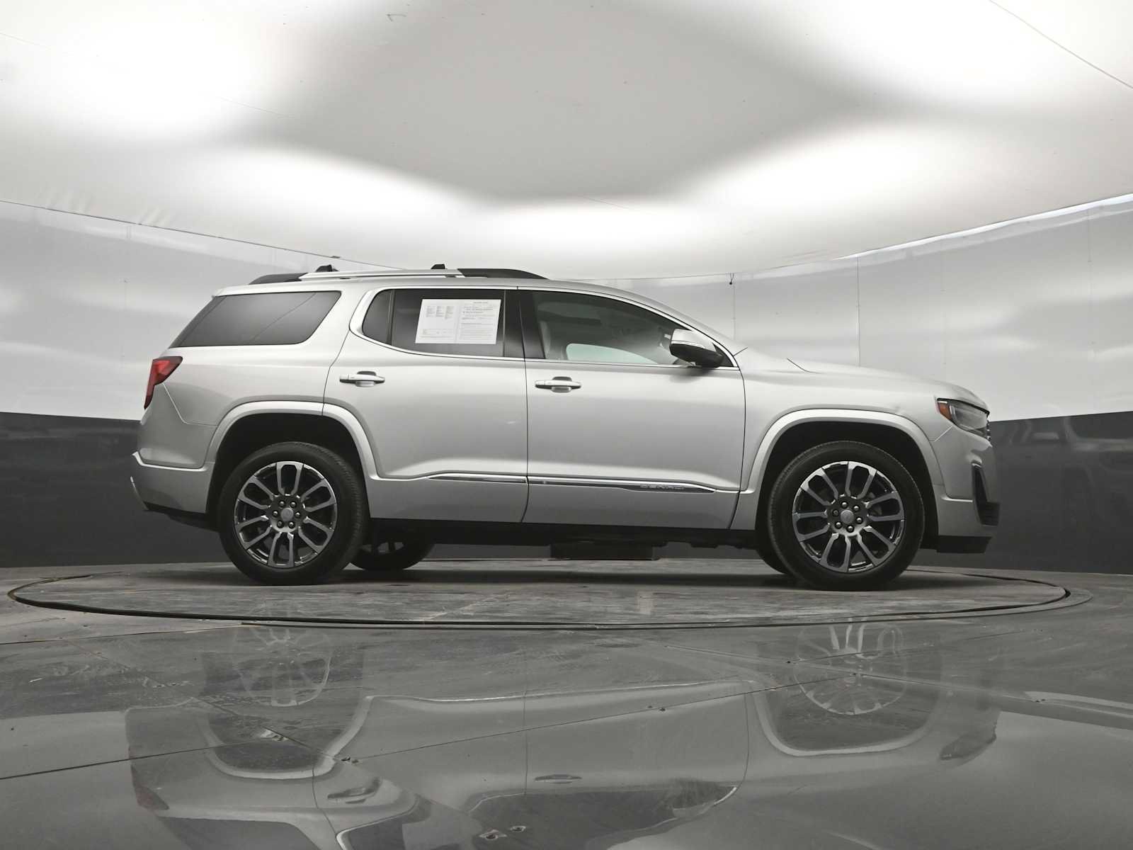 Used 2020 GMC Acadia Denali w/ LPO, Adventure Package AWD/4WD image 38