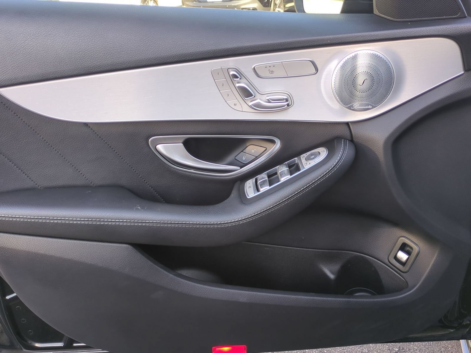 Used 2019 Mercedes-Benz C 300 Sedan image 11