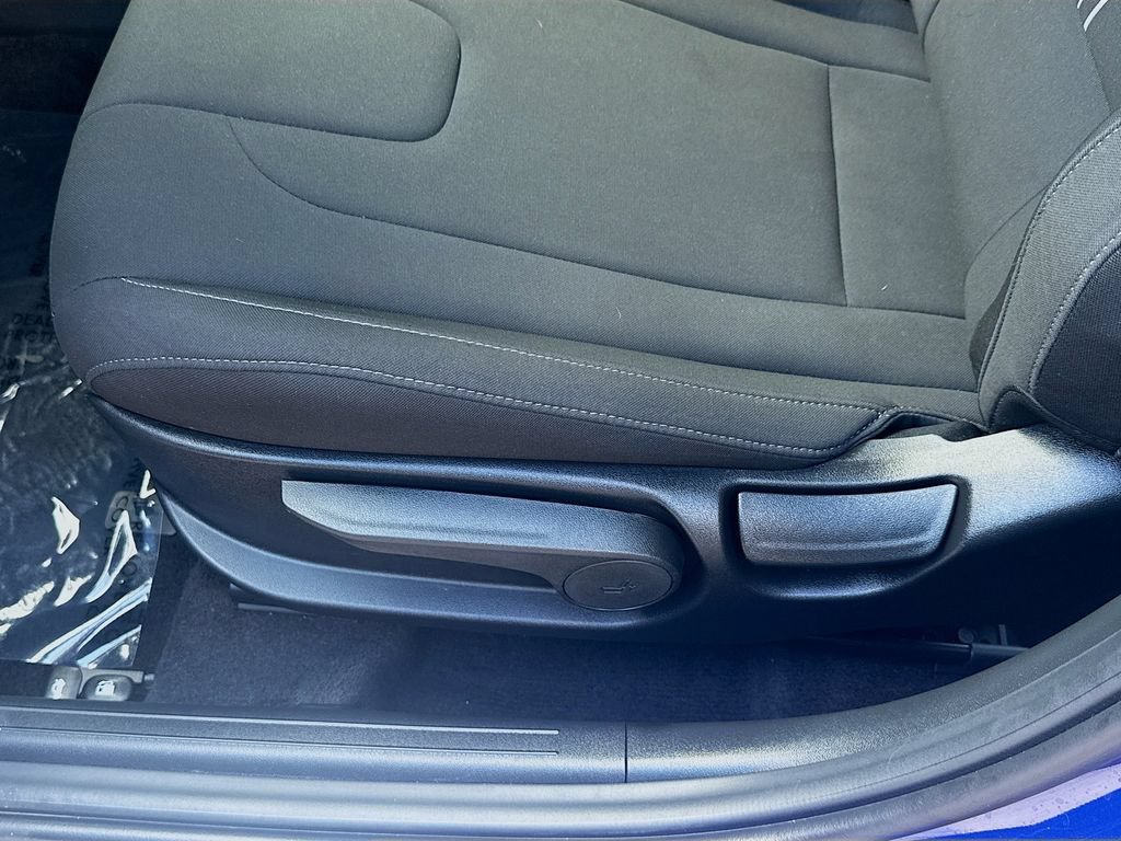Used 2026 Hyundai Elantra Sport FWD image 15