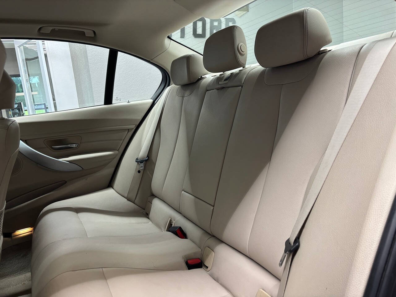 Used 2013 BMW 328i xDrive Sedan AWD/4WD image 18