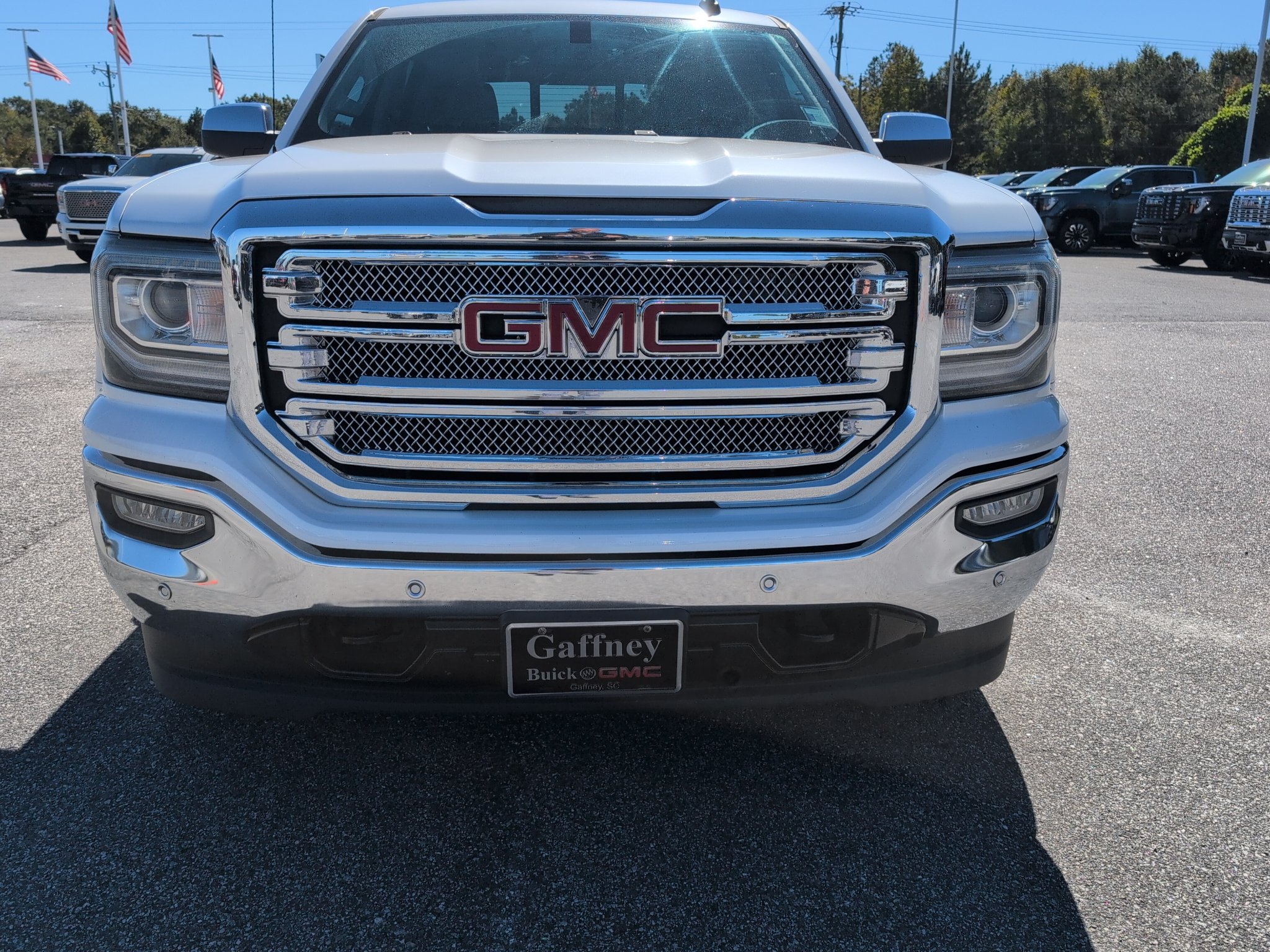 Used 2018 GMC Sierra 1500 SLT w/ Texas SLT Premium Package AWD/4WD image 11