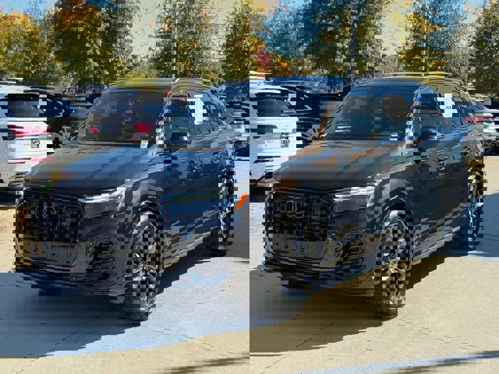 New 2026 Audi Q7 3.0T Premium Plus image 9