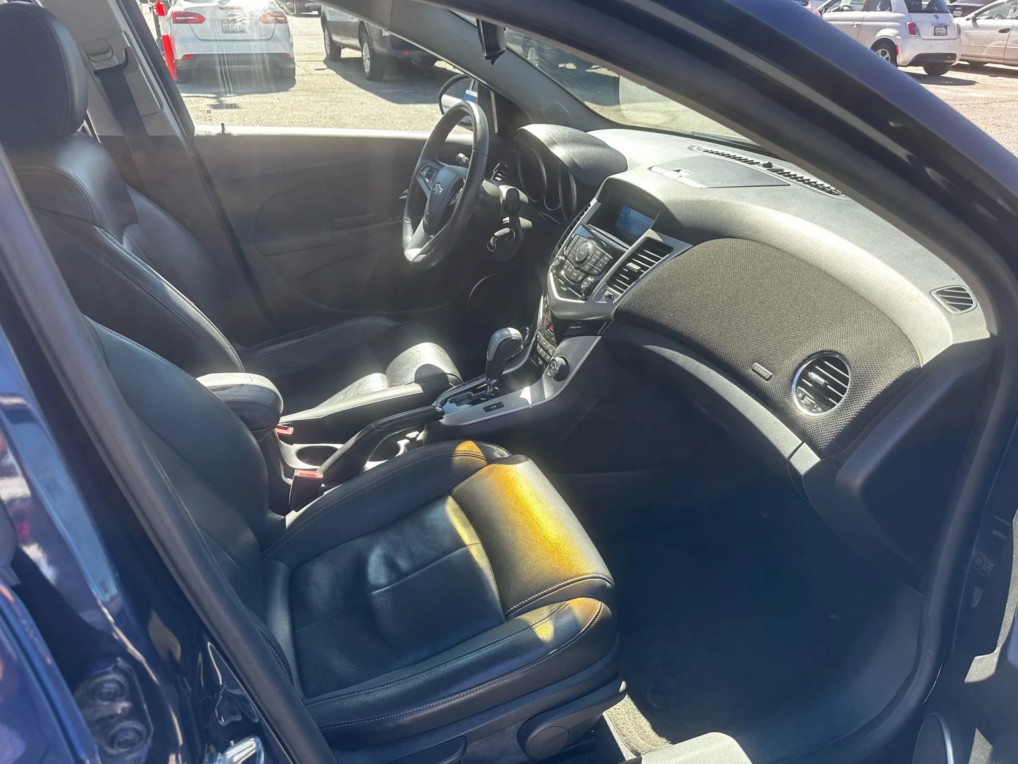 Used 2011 Chevrolet Cruze LT FWD image 12