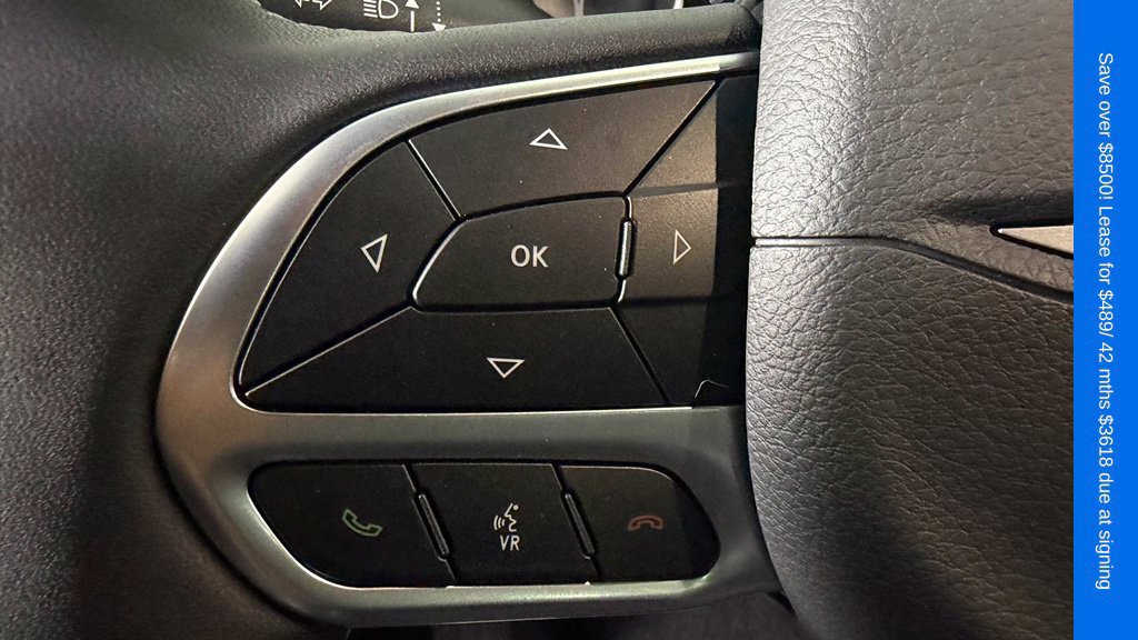 New 2027 Chrysler Pacifica Select FWD image 17
