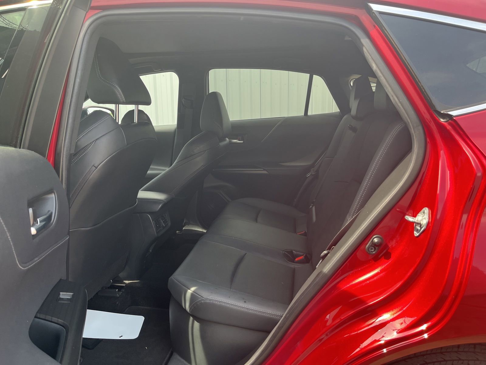 Used 2023 Toyota Venza Limited AWD/4WD image 12