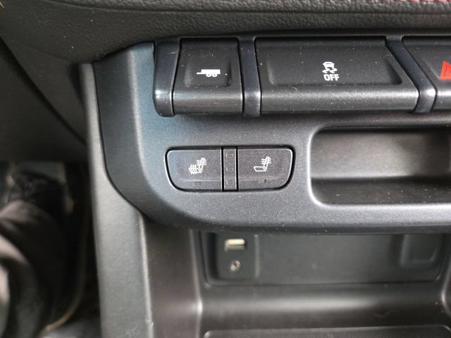 Used 2016 GMC Canyon SLE w/ All Terrain Package AWD/4WD image 9
