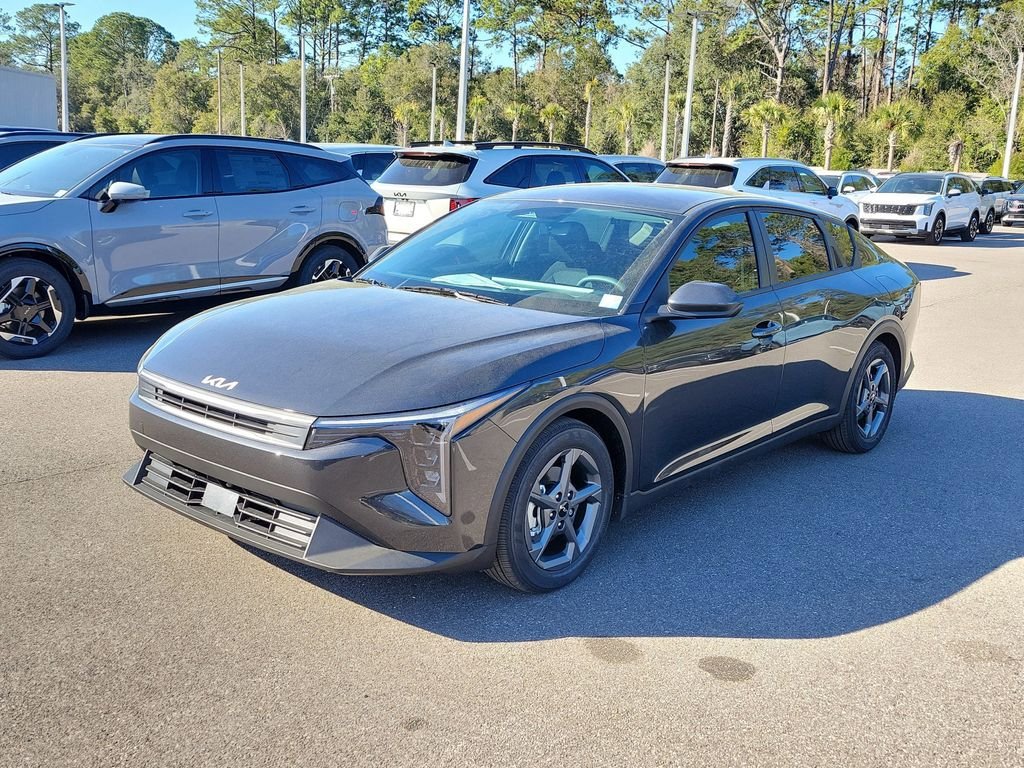 New 2026 Kia K4 LXS image 3