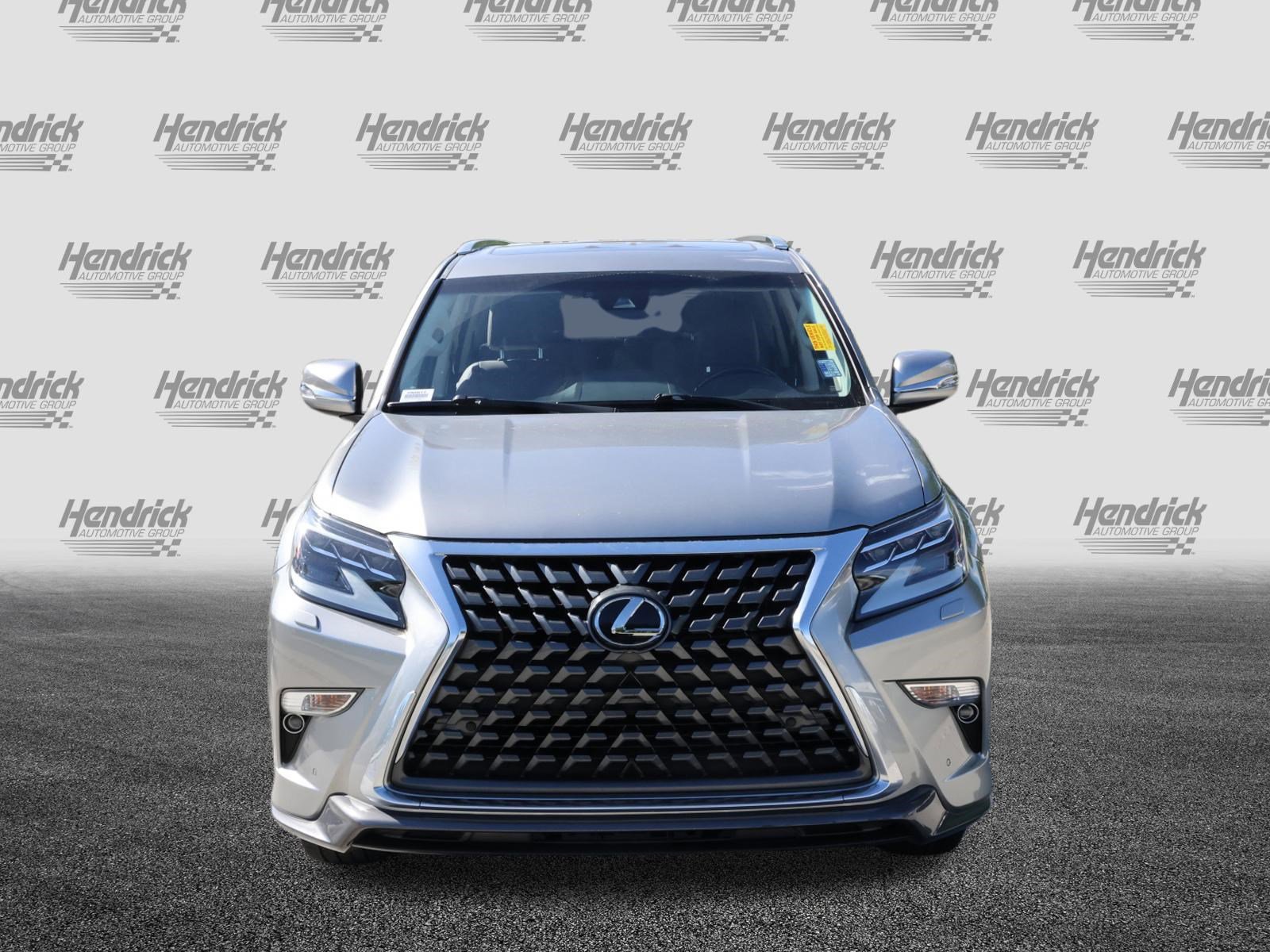 Used 2023 Lexus GX 460 Premium w/ Accessory Package AWD/4WD image 3