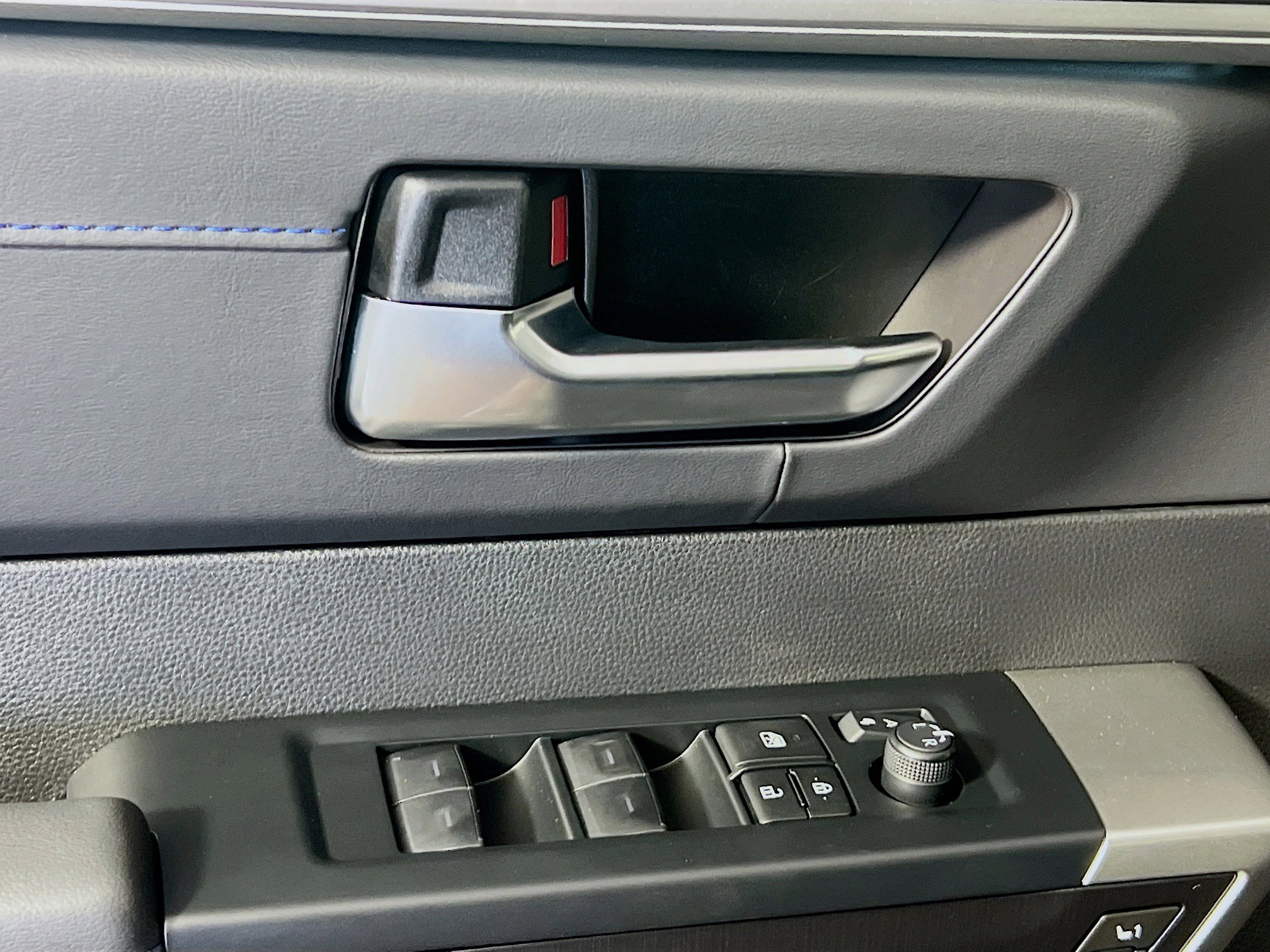 New 2025 Toyota Tundra Platinum image 16