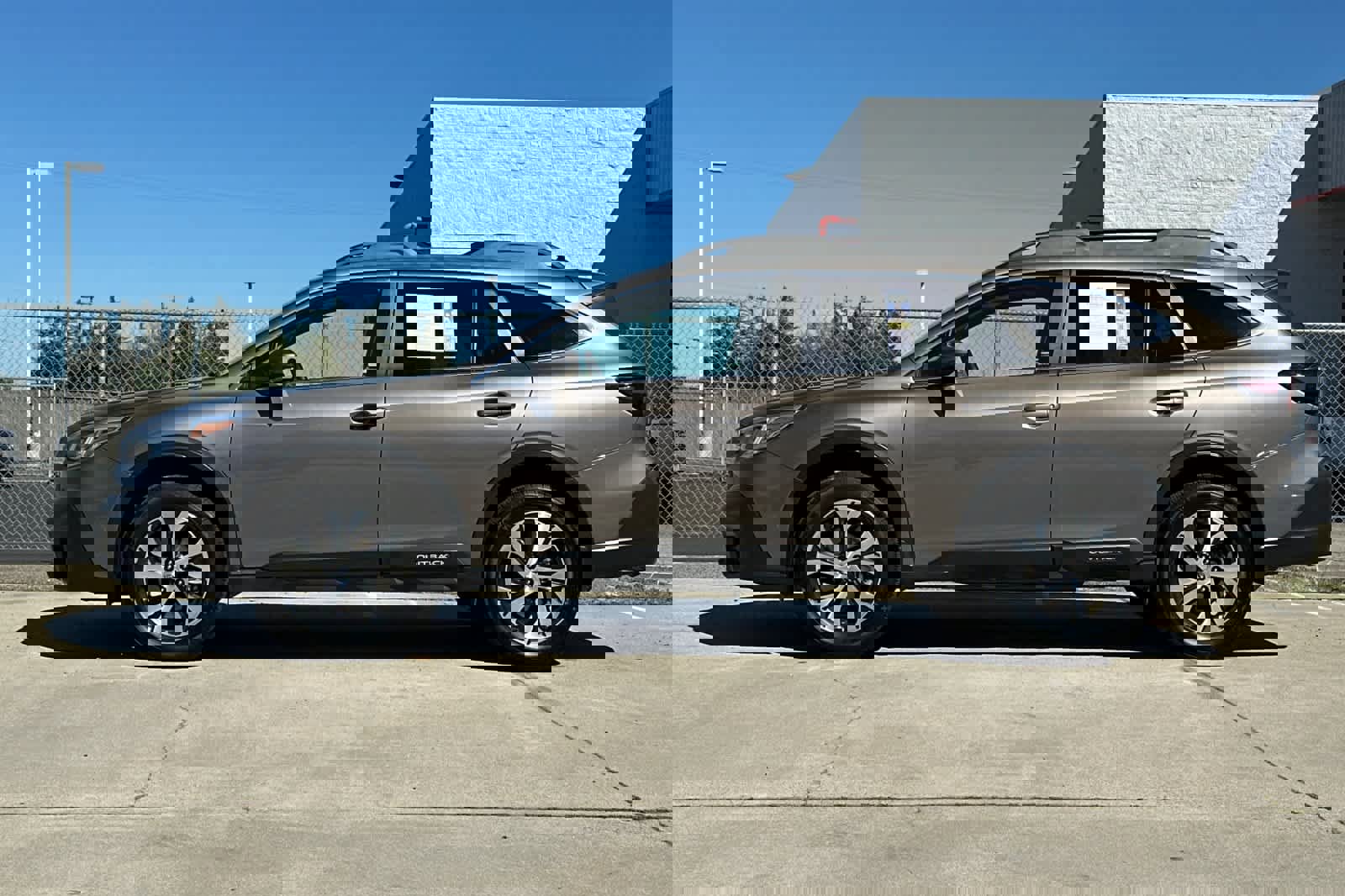 Certified 2021 Subaru Outback Limited XT w/ Popular Package #2 image 6