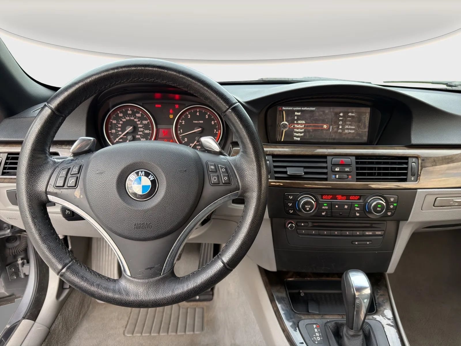 Used 2010 BMW 335i Convertible RWD image 14