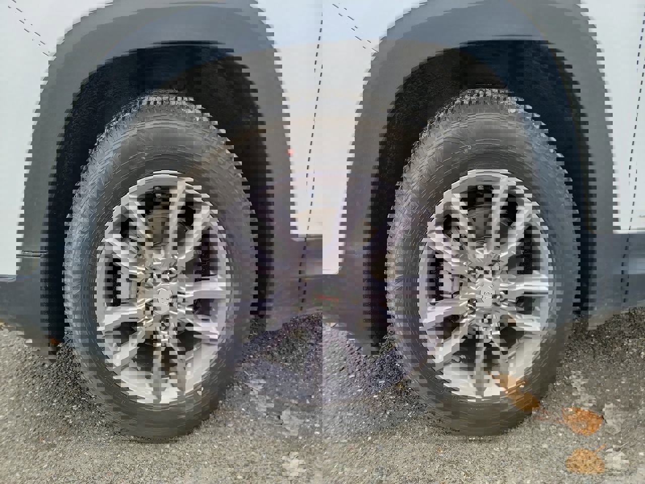 Used 2023 GMC Terrain SLT image 10