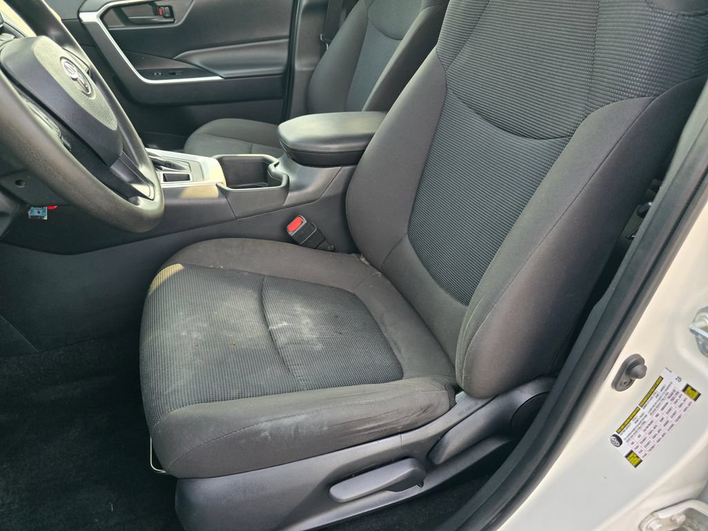 Certified 2024 Toyota RAV4 LE AWD/4WD image 22