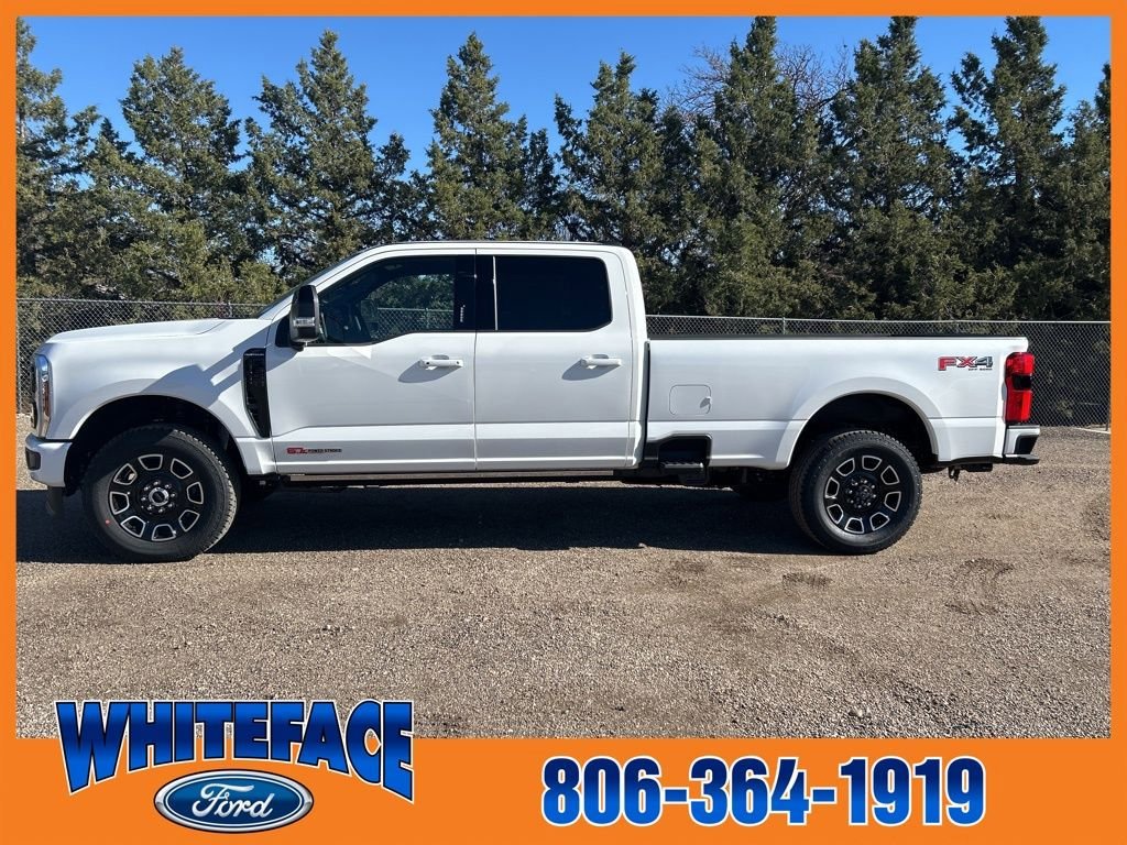 New 2026 Ford F350 Platinum w/ FX4 Off-Road Package image 3