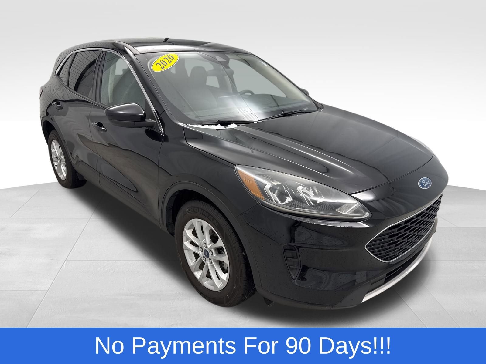 Used 2020 Ford Escape SE image 1