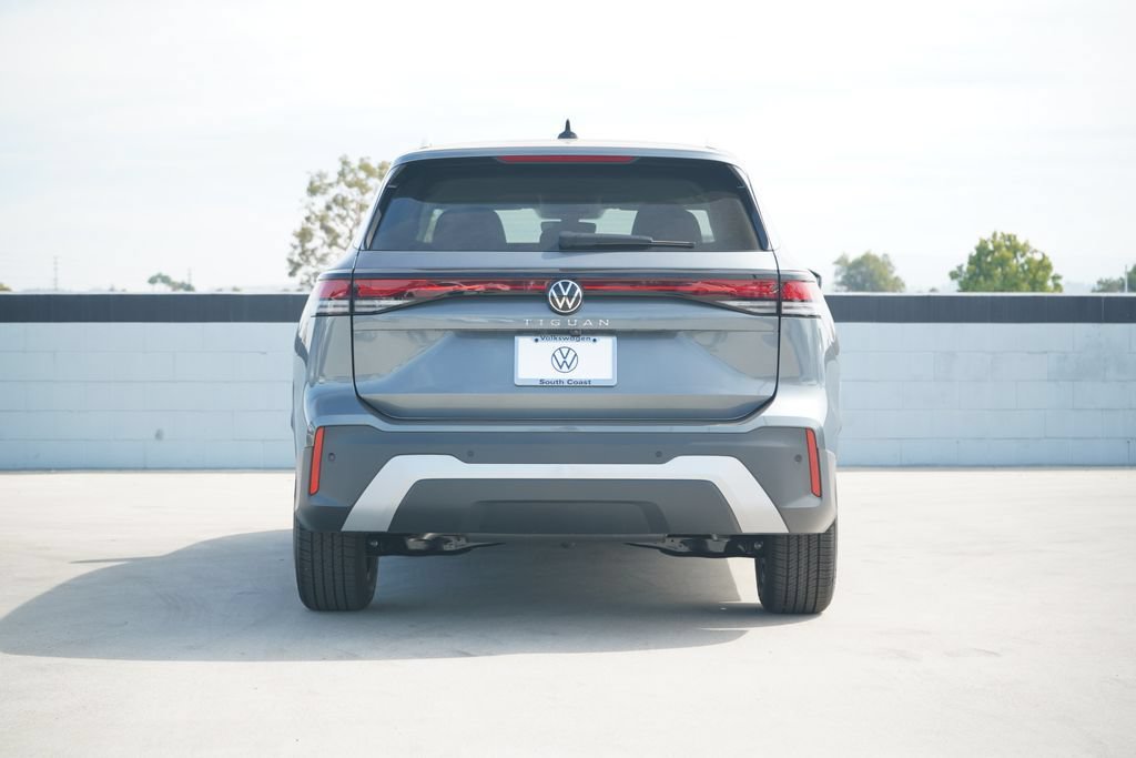 New 2026 Volkswagen Tiguan S FWD image 4