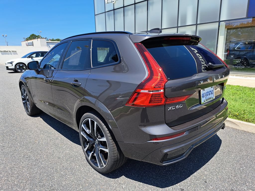 Used 2024 Volvo XC60 B5 Ultimate AWD/4WD image 7