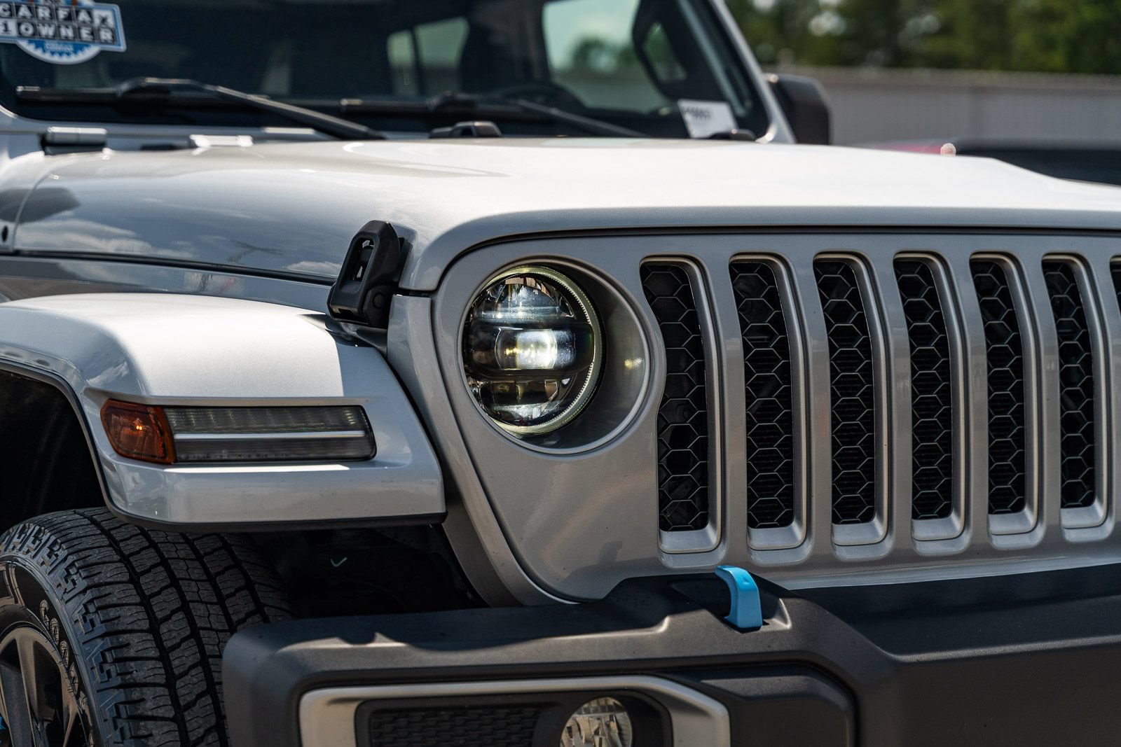 Used 2023 Jeep Wrangler Unlimited Sahara w/ Cold Weather Group AWD/4WD image 10