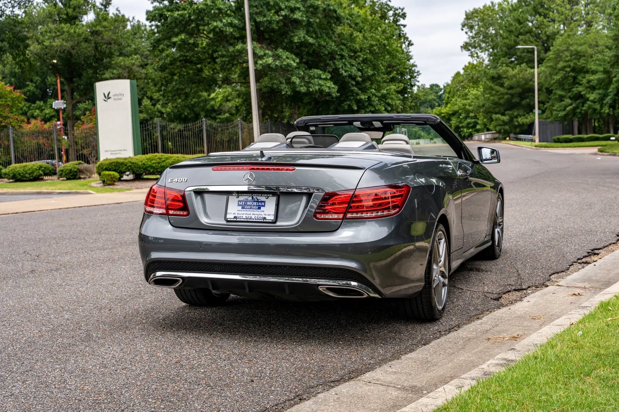 Used 2017 Mercedes-Benz E 400 Cabriolet w/ Premium 3 Package image 11