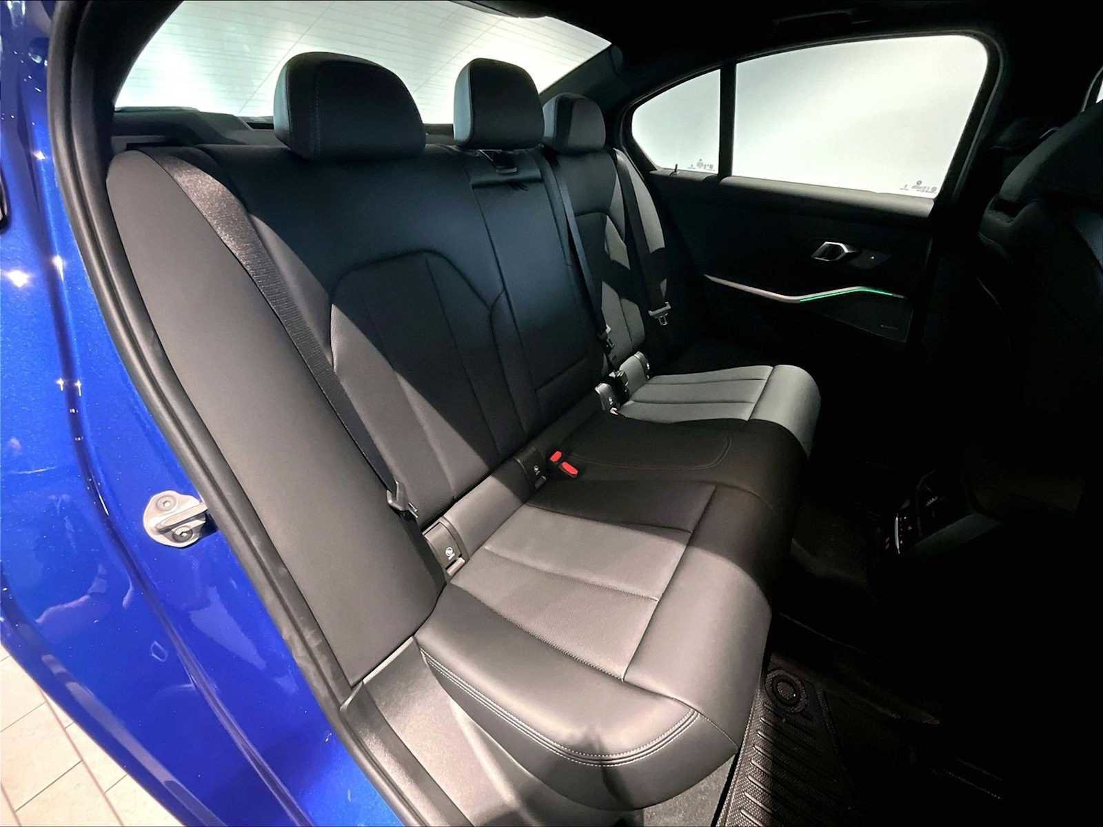 Used 2024 BMW M340i xDrive image 32