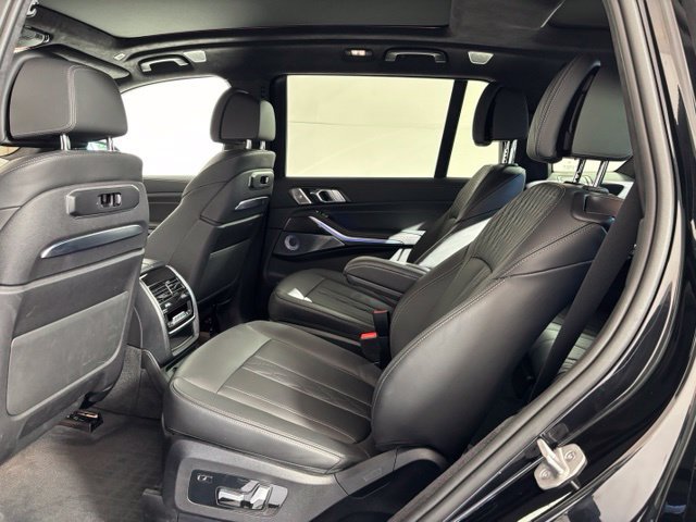 Certified 2024 BMW X7 M60i w/ Executive Package AWD/4WD image 19