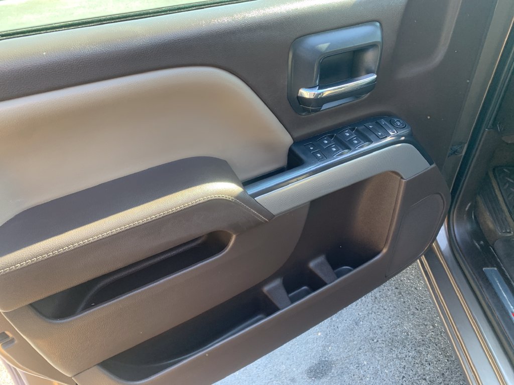 Used 2015 Chevrolet Silverado 1500 LT w/ All Star Edition AWD/4WD image 9