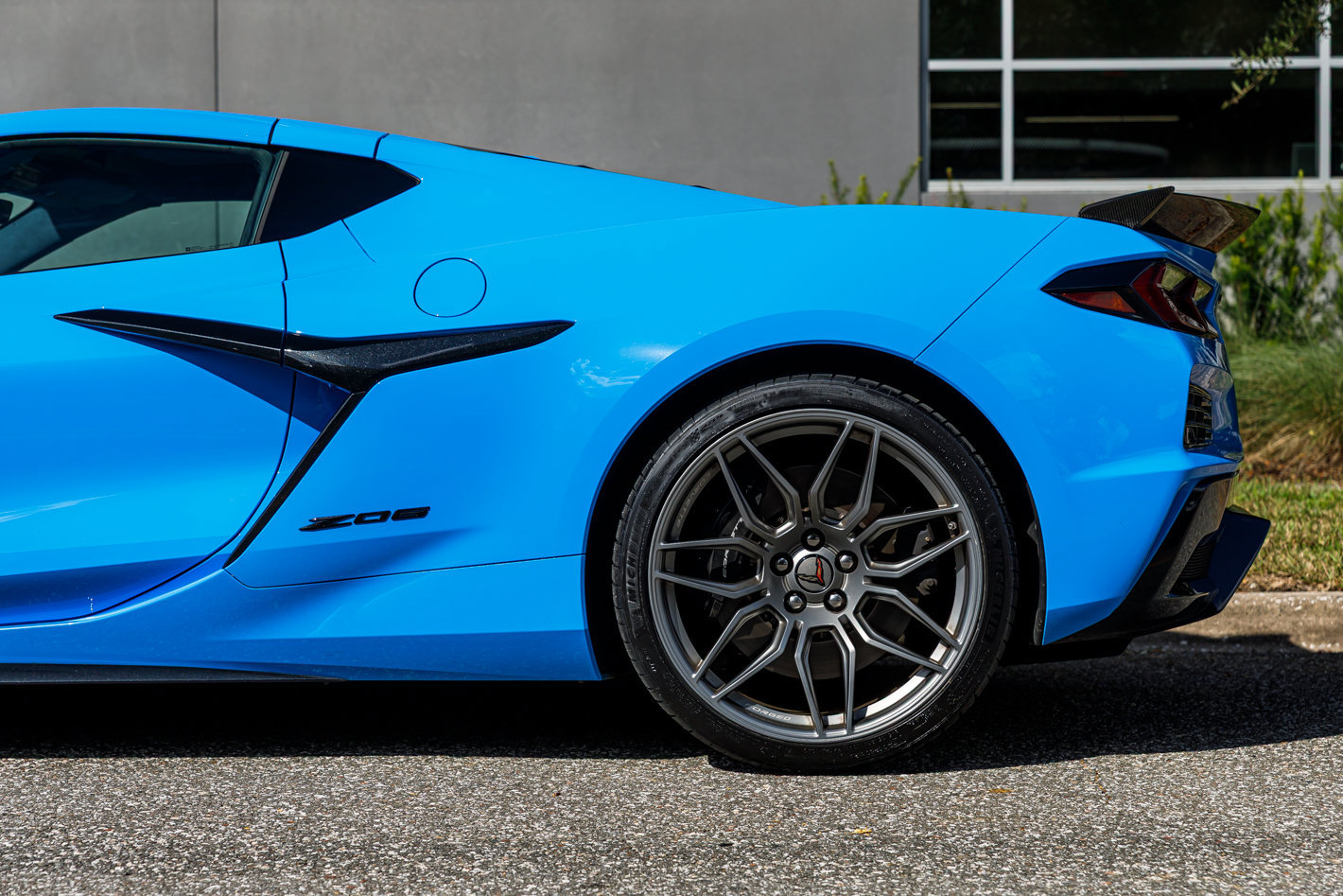 Used 2025 Chevrolet Corvette Z06 RWD image 53