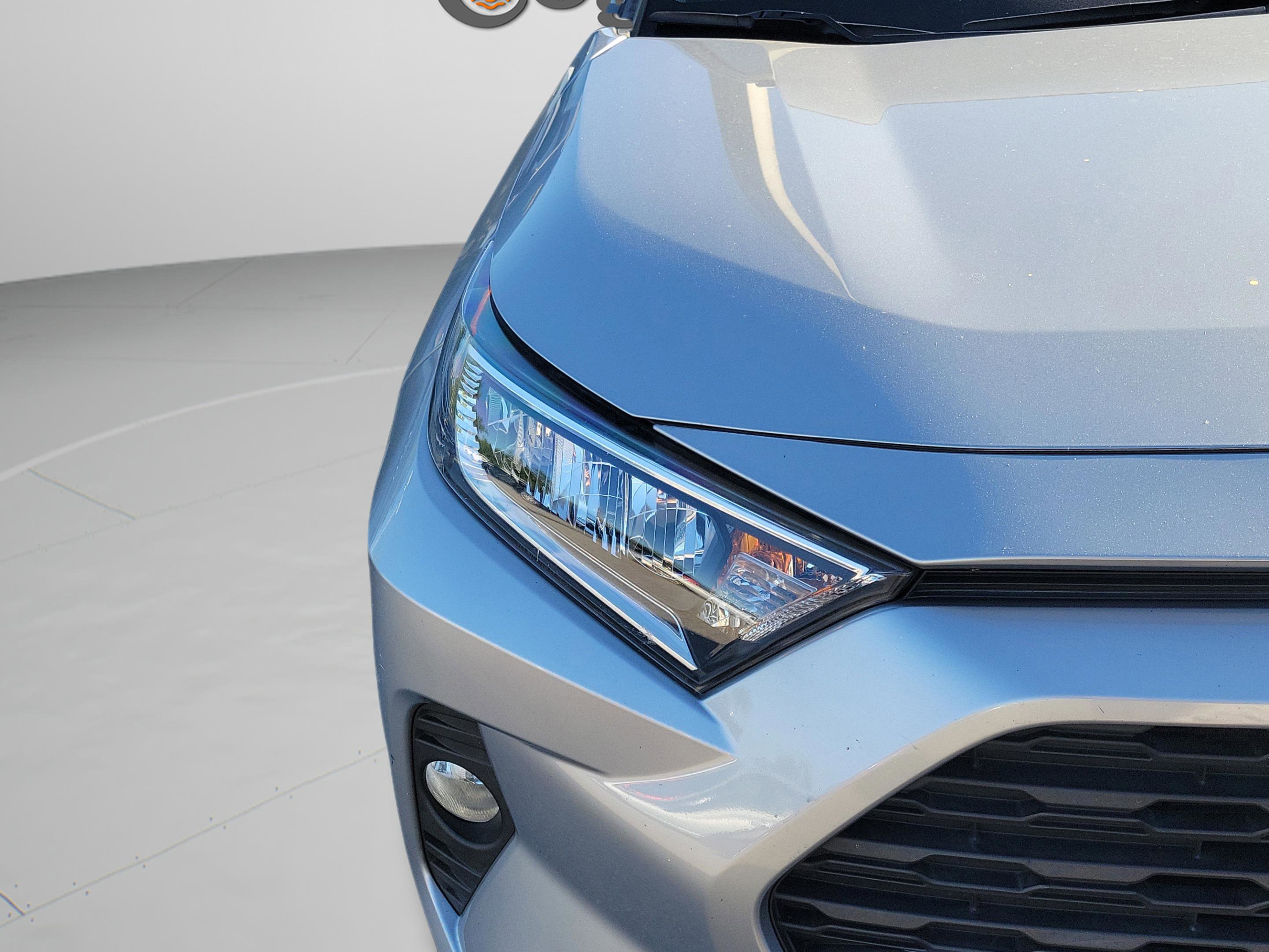 Used 2020 Toyota RAV4 XLE FWD image 12