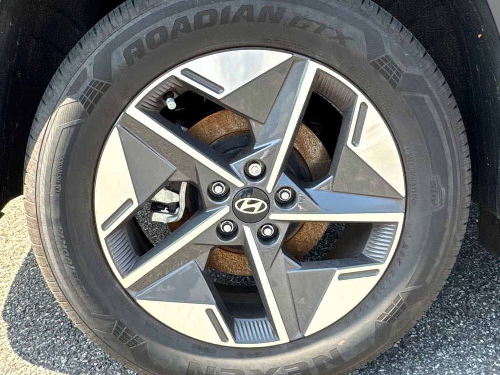 Certified 2025 Hyundai Tucson SEL image 17