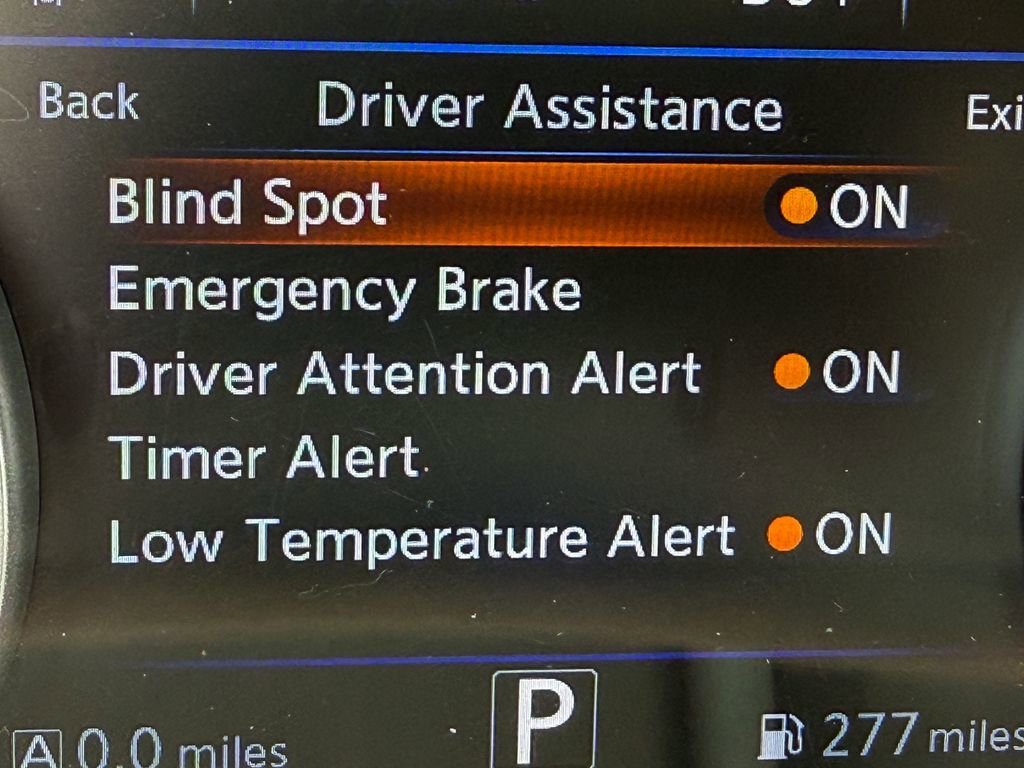 Used 2018 Nissan Murano SL w/ Moonroof Package image 10