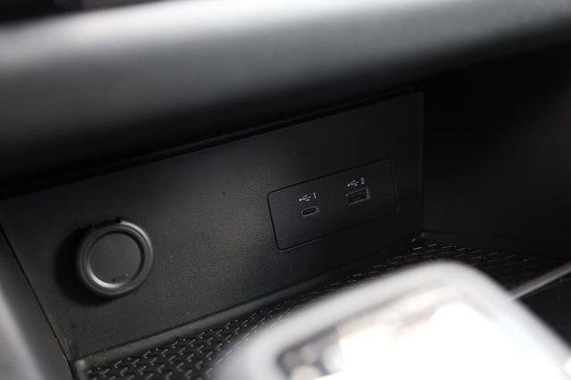 Certified 2025 Nissan Pathfinder SV w/ SV Premium Package FWD image 18