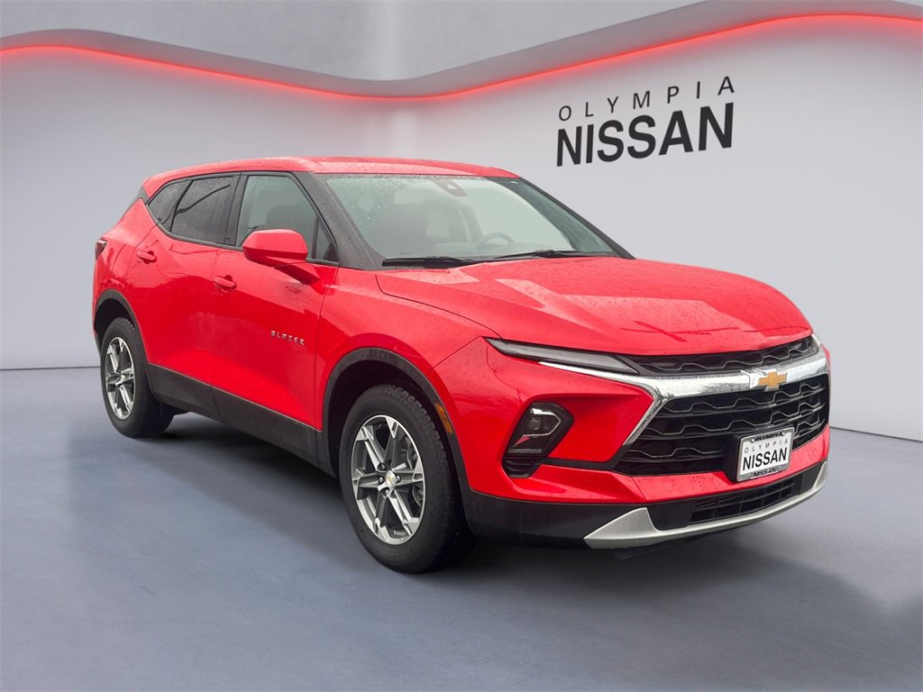 Used 2023 Chevrolet Blazer LT image 7