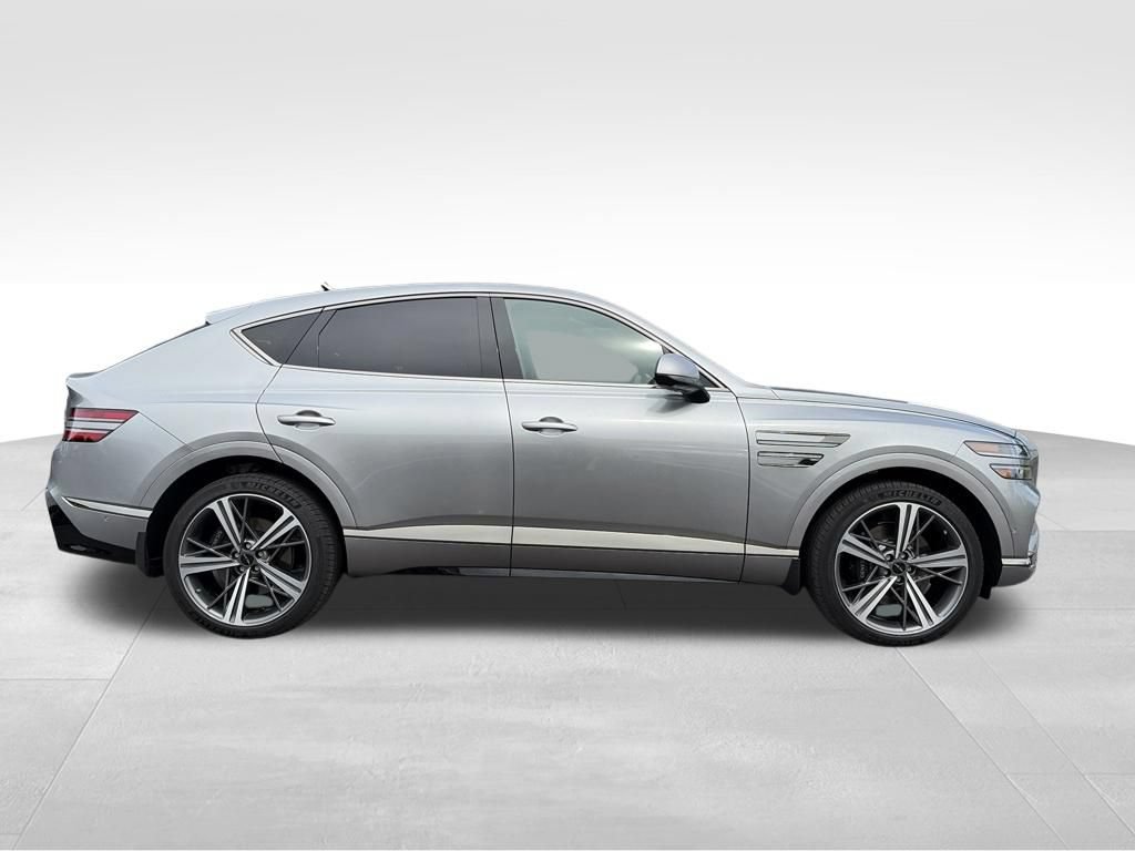 Used 2025 Genesis GV80 3.5T e-SC AWD/4WD image 2