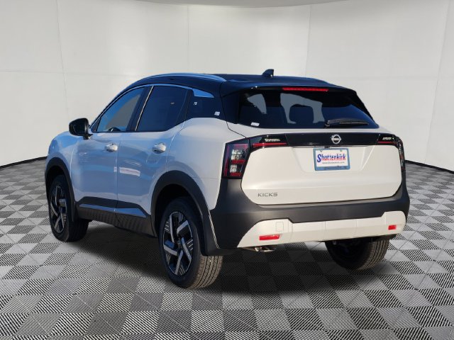 New 2027 Nissan Kicks SV FWD image 7