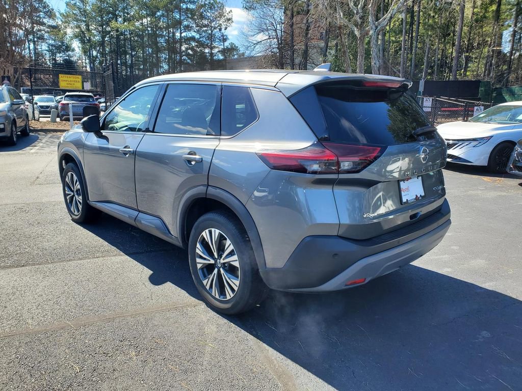 Used 2021 Nissan Rogue SV image 5