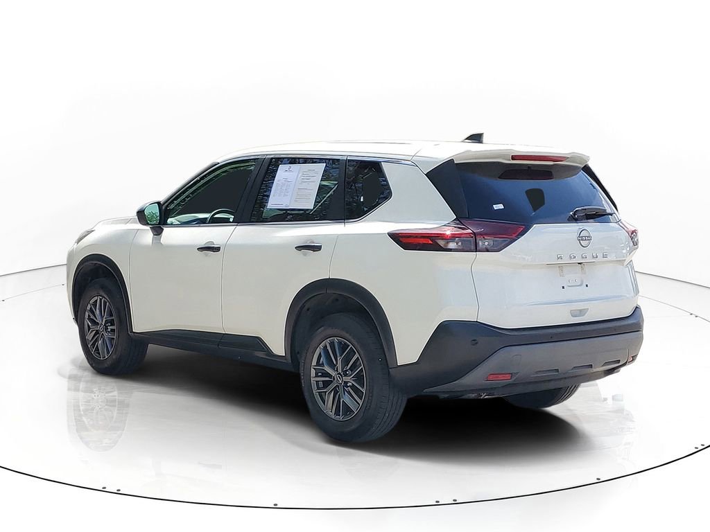 Used 2023 Nissan Rogue S FWD image 3
