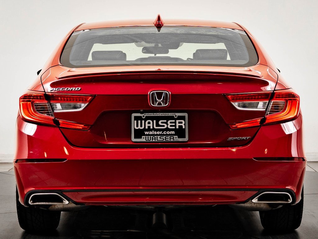 Used 2018 Honda Accord Sport image 9