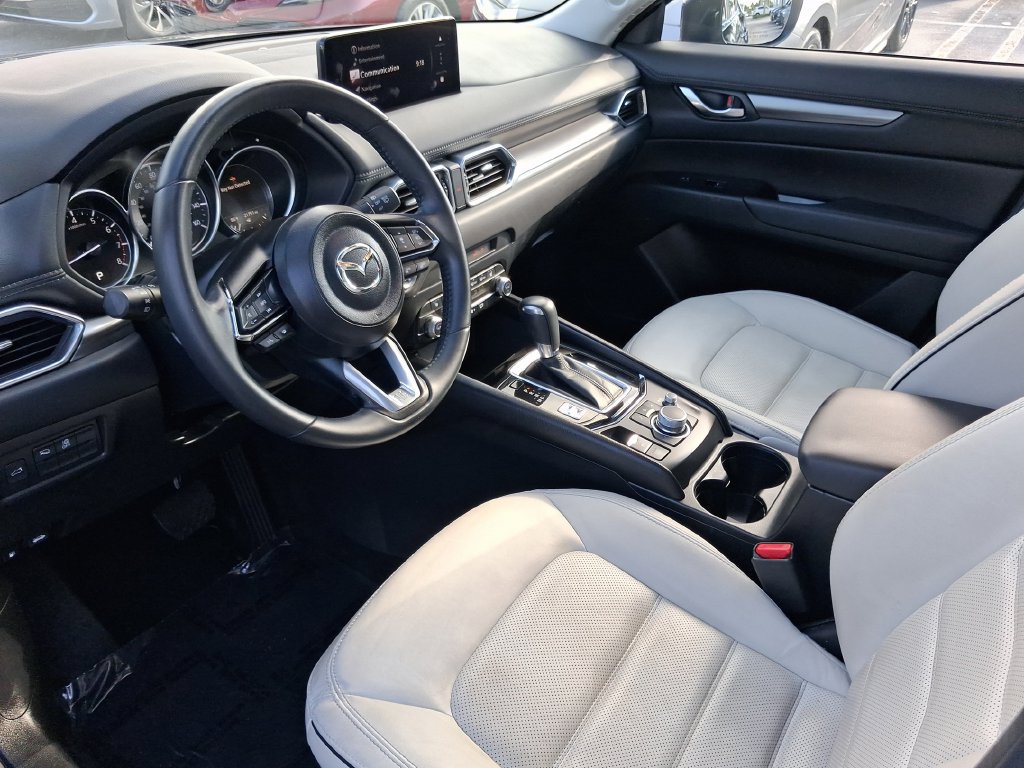 Used 2025 MAZDA CX-5 AWD 2.5 S w/ Preferred Package image 17