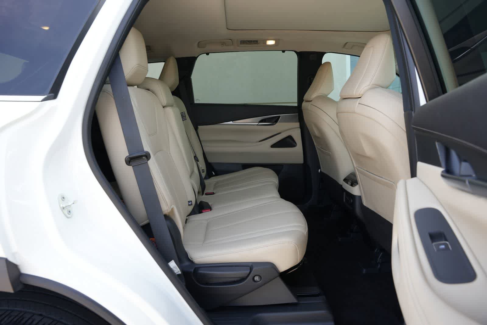 Certified 2024 INFINITI QX60 Luxe FWD image 21