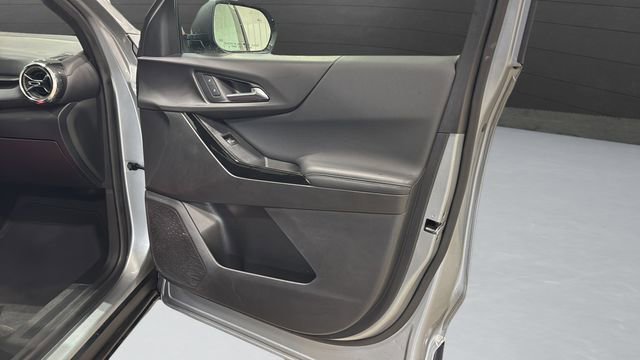 Used 2025 Chevrolet Equinox LT image 10