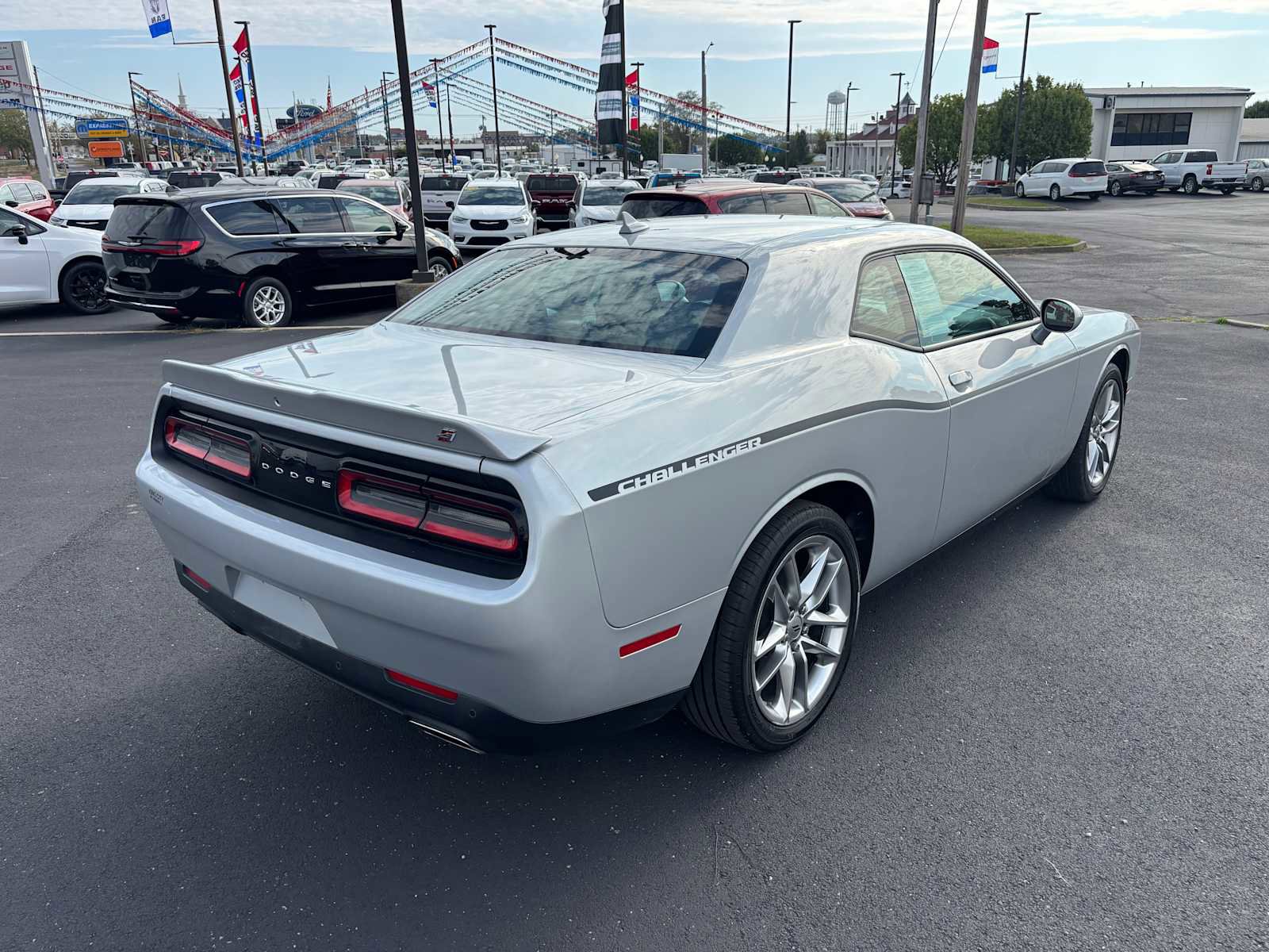 Certified 2022 Dodge Challenger GT w/ Plus Package image 6