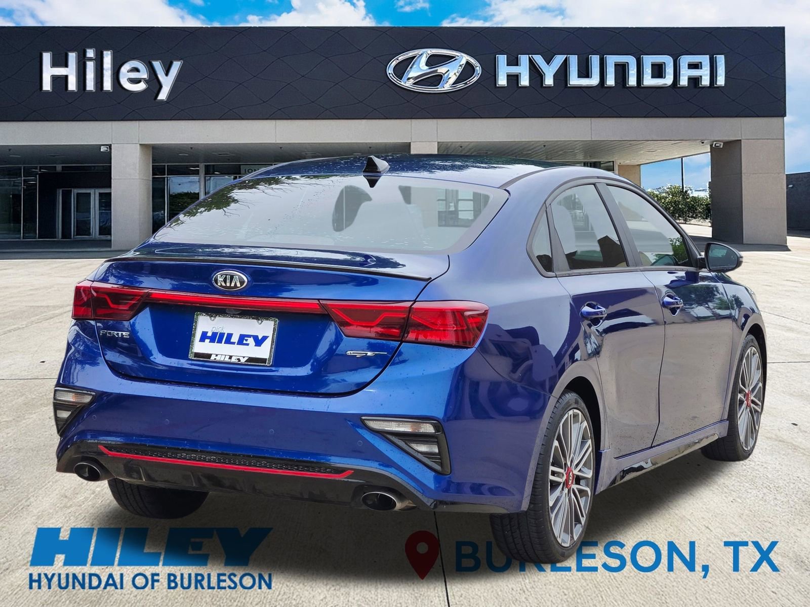 Used 2021 Kia Forte GT w/ GT2 Package FWD image 4