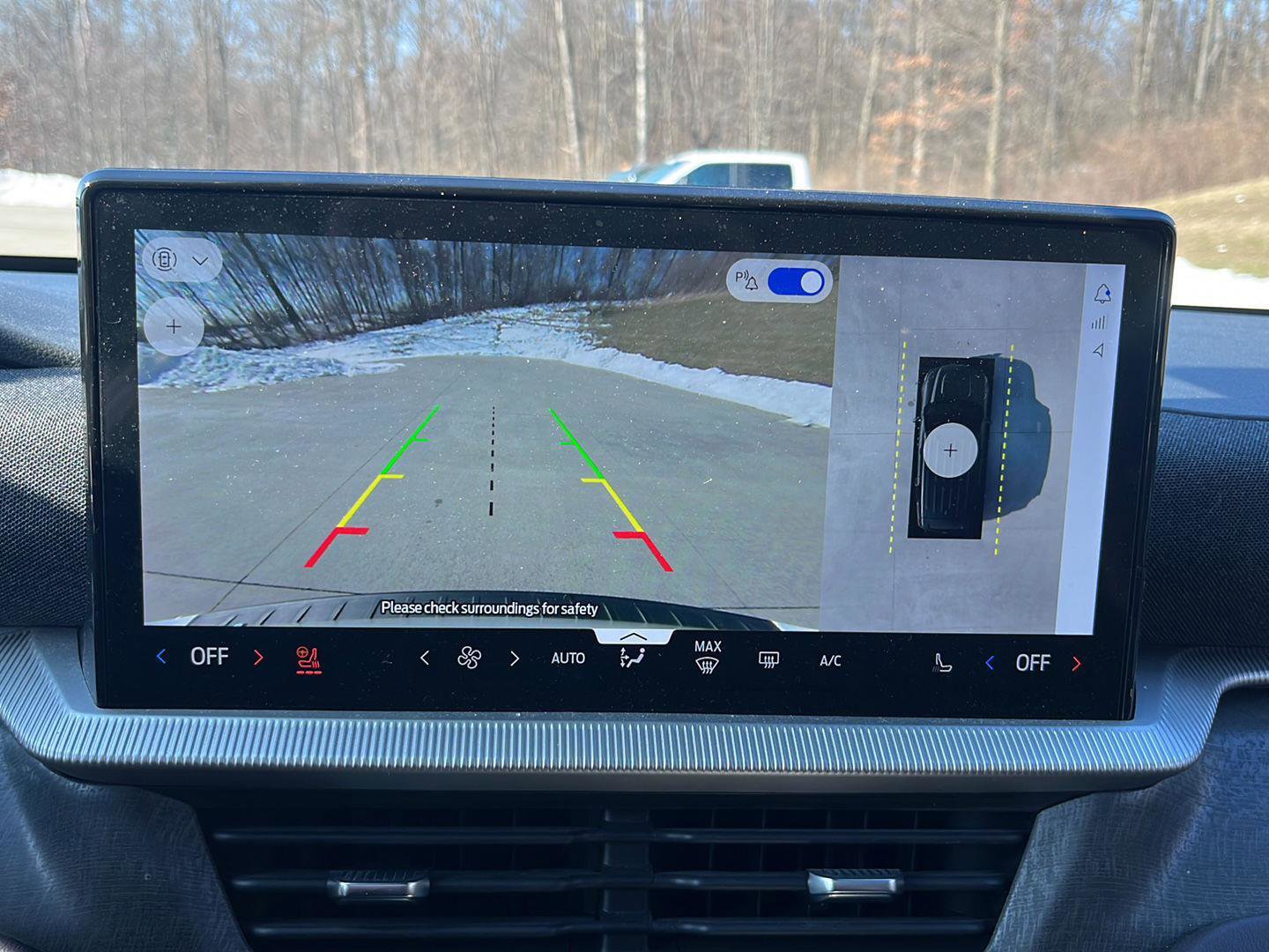 Used 2025 Ford Explorer Platinum image 17