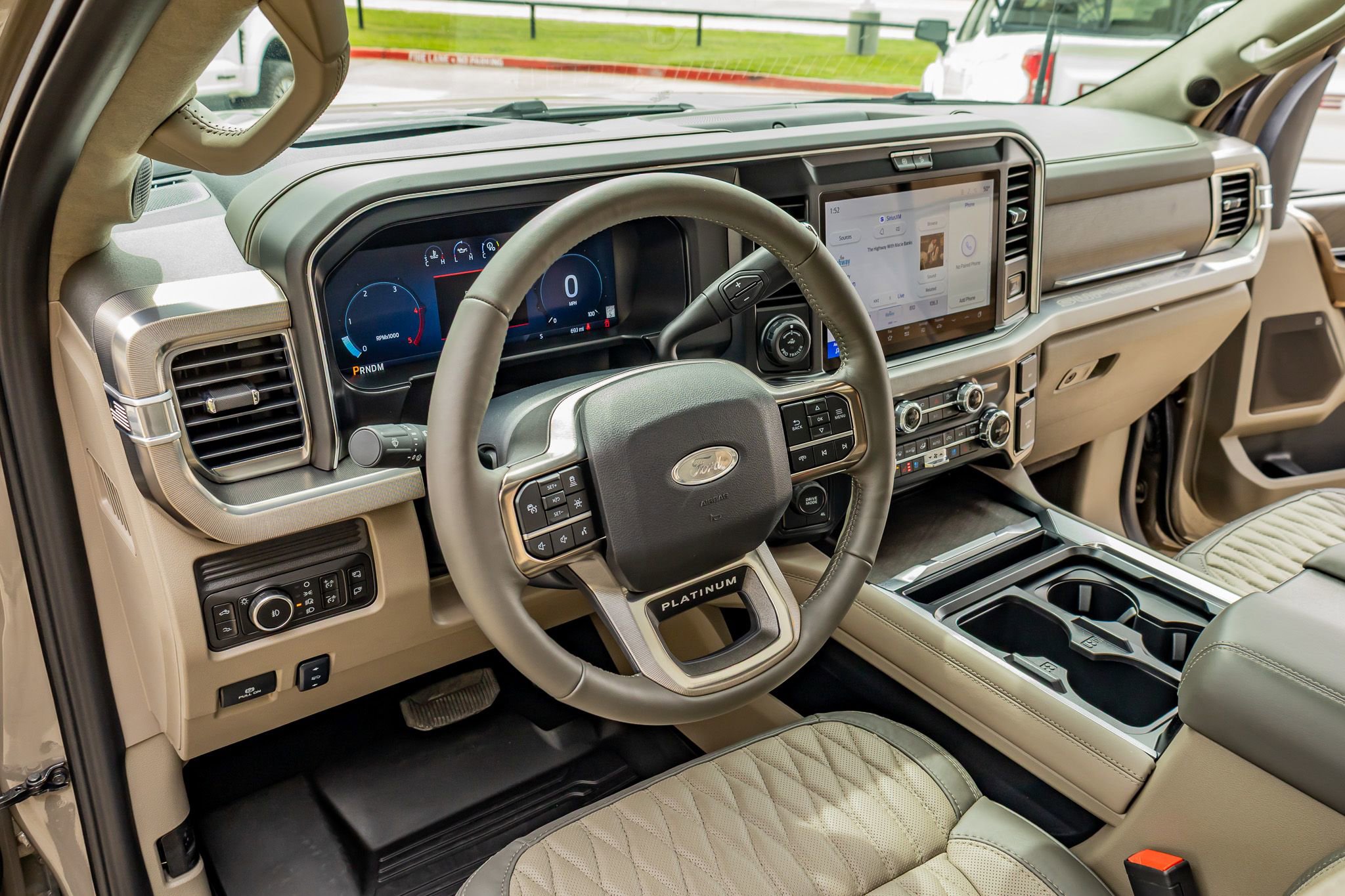 Used 2026 Ford F450 Platinum w/ Platinum Plus Package image 17