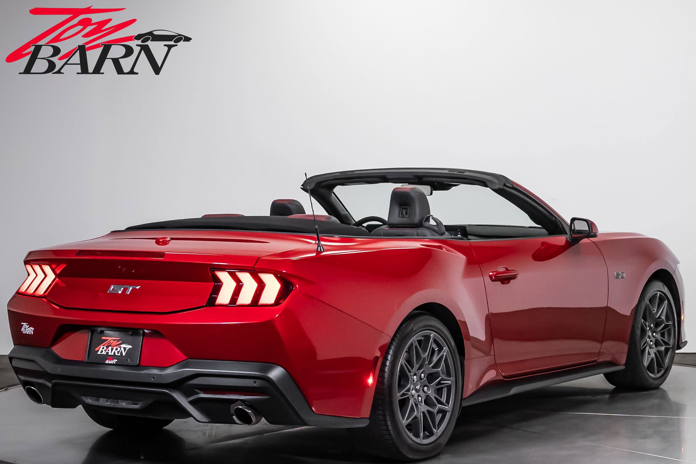 Used 2024 Ford Mustang GT Premium w/ GT Performance Package RWD image 5